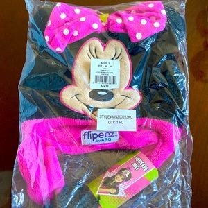 BRAND NEW Minnie Mouse Beanie